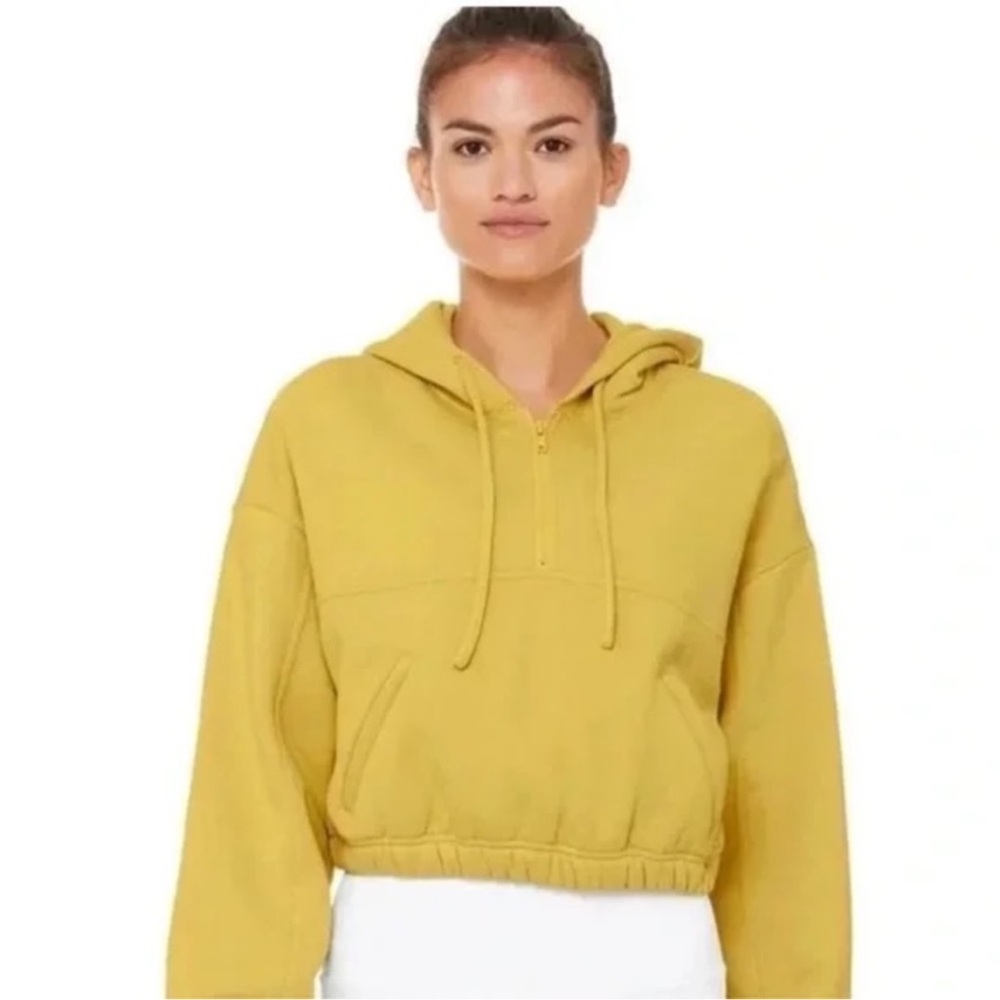 Alo Yoga Stadium Half Zip Hoodie in Mustard Yellow